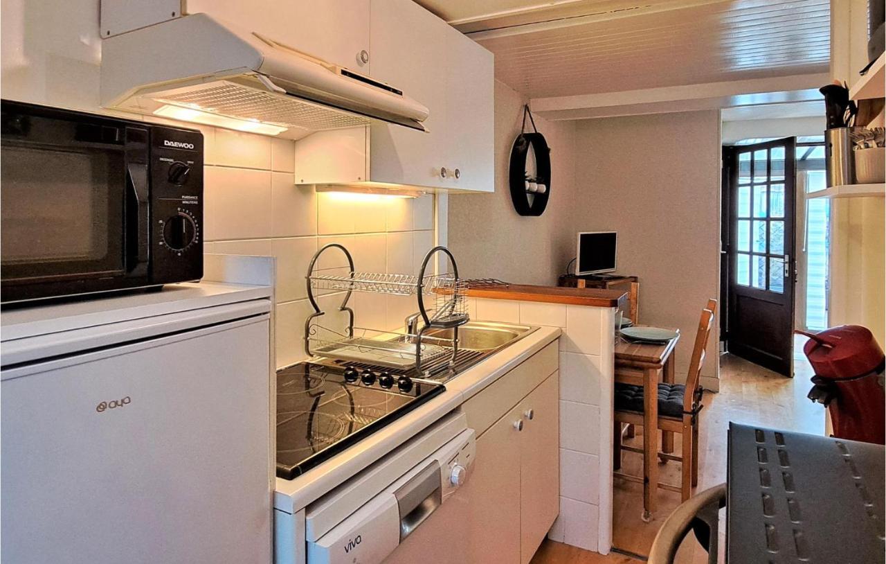1 Bedroom Lovely Apartment In Grandcamp-Maisy Zewnętrze zdjęcie